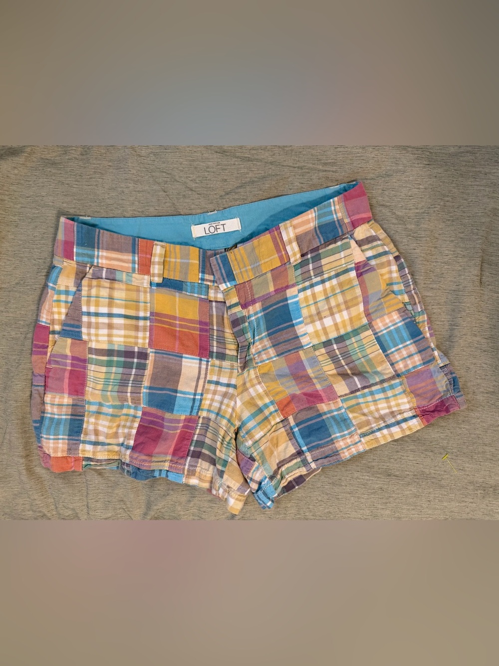 Vintage Y2K Ann Taylor Multicolor Plaid Patchwork Shorts size 2